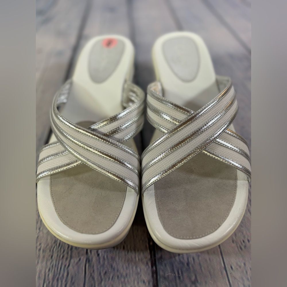NIKE AIR Cole Haan G Series White Silver Cross Strap Athleisure Wedge Sandals 10